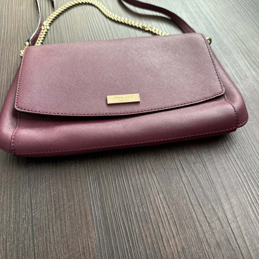 NWOT Elegant Burgundy Plum Shoulder Crossbody Bag handbag Size M